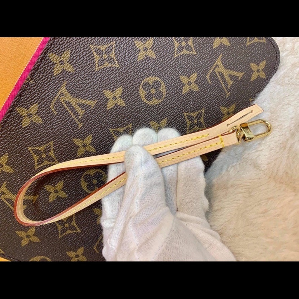 Authentic LOUIS VUITTON NEVERFULL PM ZIPPED POCHETTE in Peony Interior
